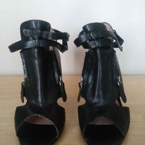 𝅺SVETSKI Women High Heel Shoes, 36 euro size, Used, Good Condition